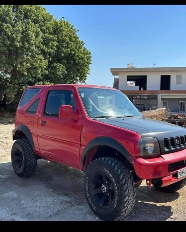 Φρύδια τροχών jimny